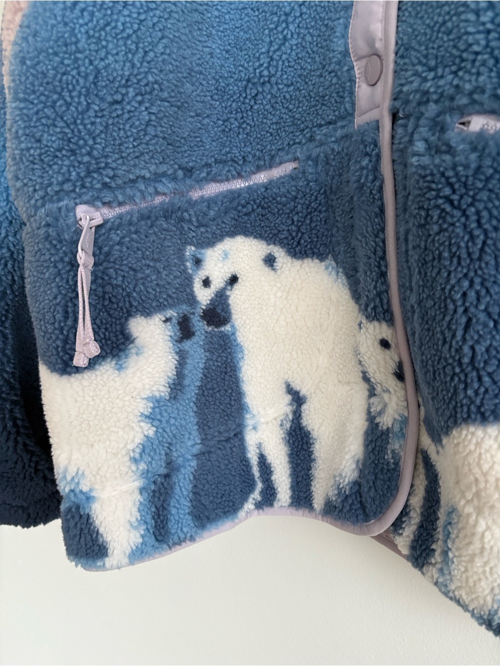 Hit The Slopes Printed Fleece Pullover 🐻‍❄️ - Picture 6 of 8